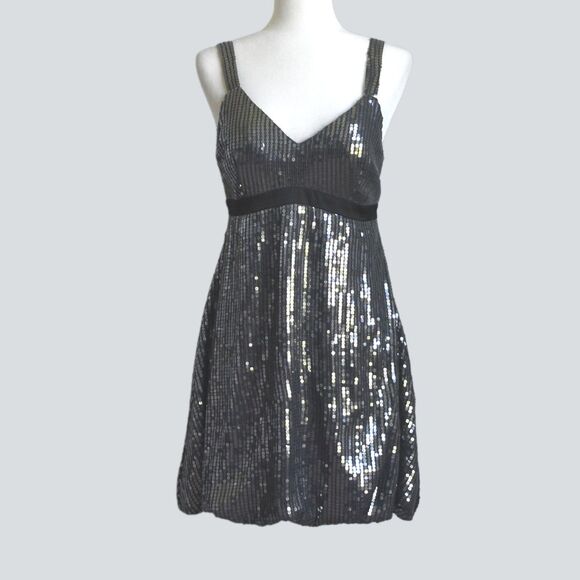 LA FEMME Women's Mini Sequin Dress Size 6 - Picture 1 of 5
